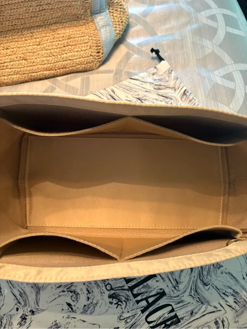 EUC MZ Wallace Raffia and chambray medium Tote - Picture 14 of 16